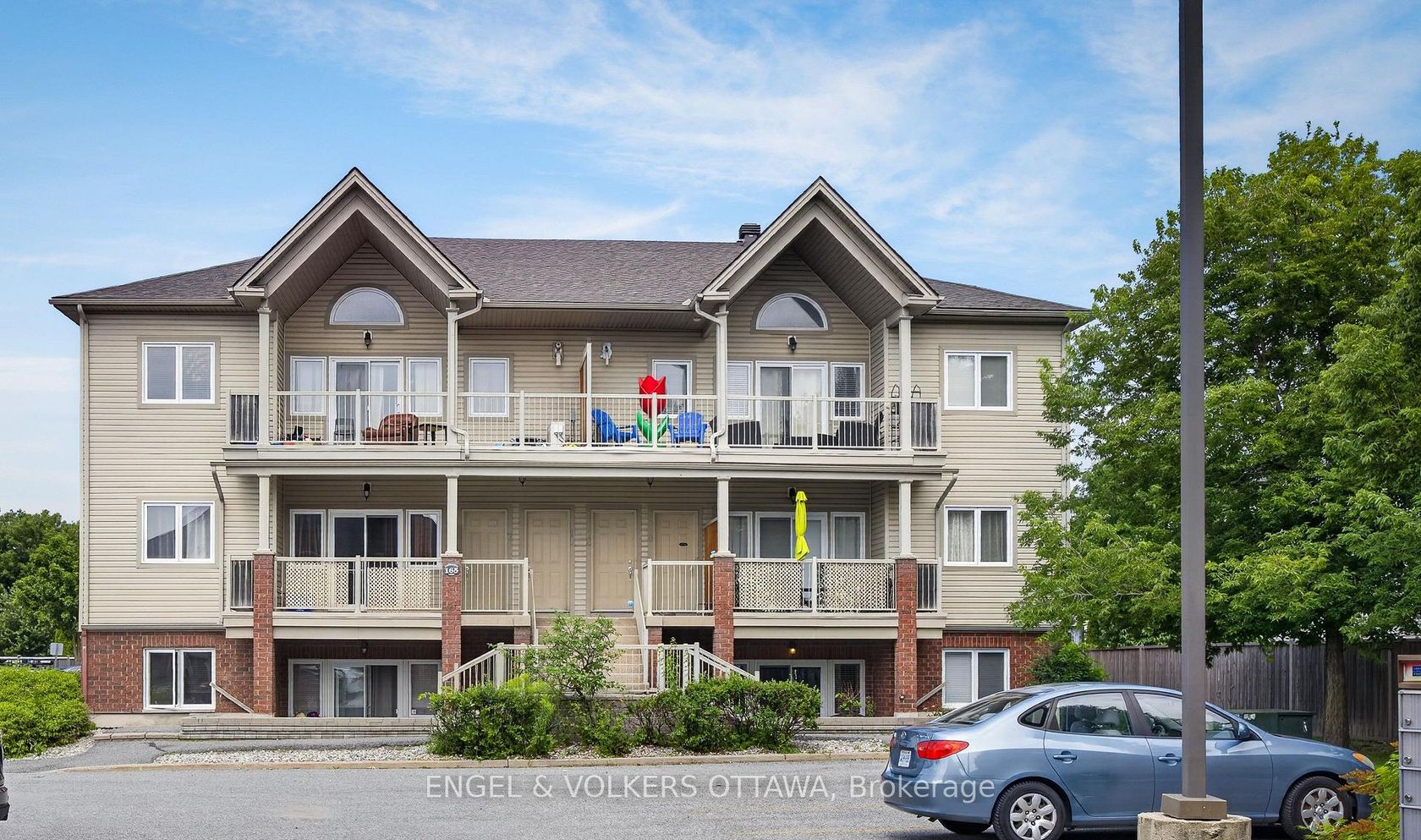 4 - 165 Waterbridge Drive, Nepean (Barrhaven East), Ottawa 