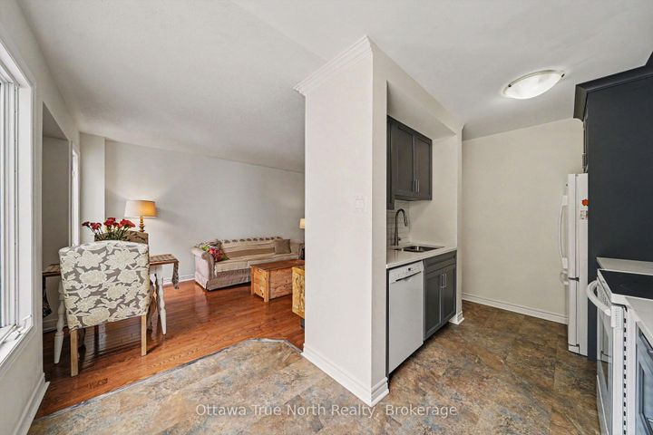 Photo 3 at 78 Redpath Drive, Nepean (Barrhaven East), Ottawa