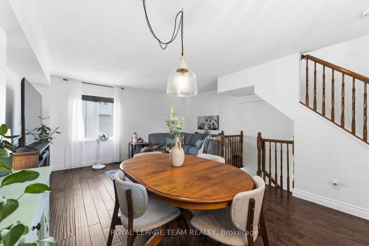 Photo 7 at 358 Moffatt Pond Court, Nepean (Cedargrove/Fraserdale), Ottawa