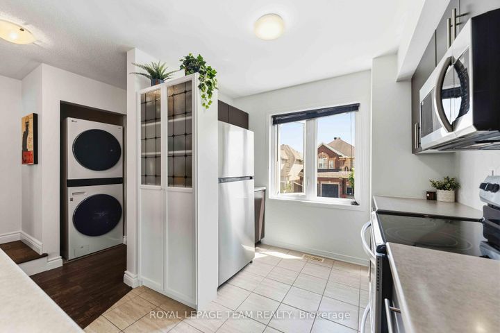 Photo 18 at 358 Moffatt Pond Court, Nepean (Cedargrove/Fraserdale), Ottawa