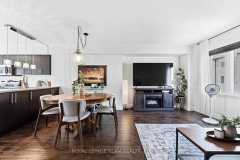 Photo 5 at 358 Moffatt Pond Court, Nepean (Cedargrove/Fraserdale), Ottawa
