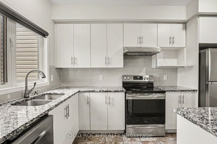 Photo 2 at 639 Via Campanale Avenue, Nepean (Longfields), Ottawa