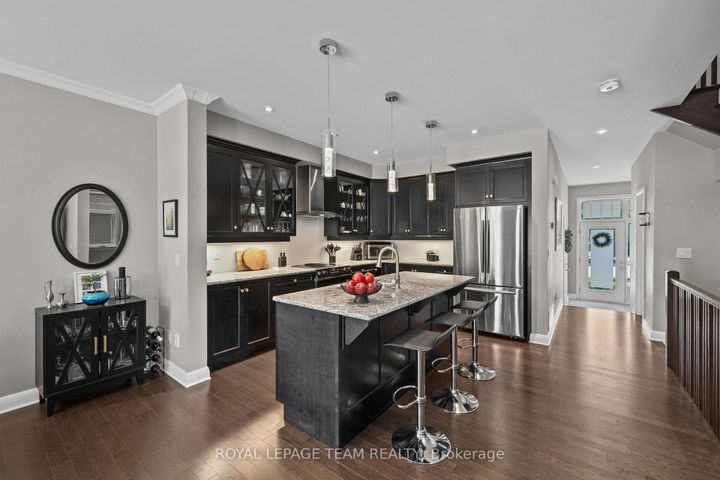 Photo 6 at 547 Kilspindie Ridge, Nepean (Stonebridge), Ottawa