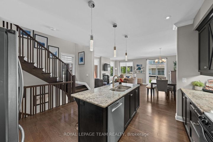 Photo 9 at 547 Kilspindie Ridge, Nepean (Stonebridge), Ottawa