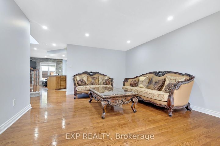 Photo 5 at 114 Ashmore Drive, Nepean (Strandherd), Ottawa