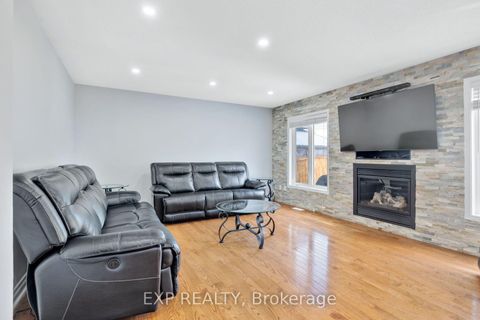 Photo 12 at 114 Ashmore Drive, Nepean (Strandherd), Ottawa