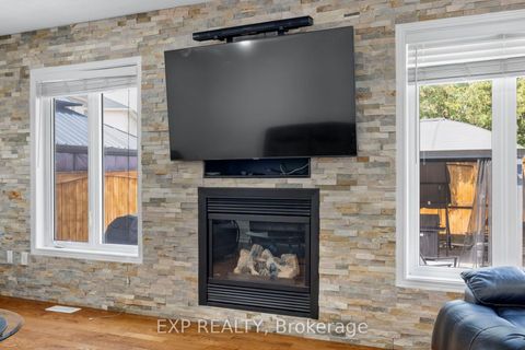 Photo 13 at 114 Ashmore Drive, Nepean (Strandherd), Ottawa