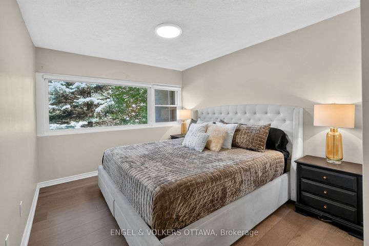 Photo 19 at 119 - 12 CORKSTOWN Road, Nepean (Lakeview Park), Ottawa