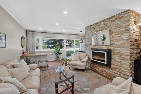 Photo 4 at 119 - 12 CORKSTOWN Road, Nepean (Lakeview Park), Ottawa