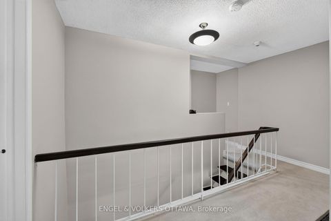 Photo 17 at 119 - 12 CORKSTOWN Road, Nepean (Lakeview Park), Ottawa