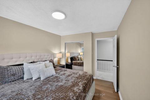 Photo 20 at 119 - 12 CORKSTOWN Road, Nepean (Lakeview Park), Ottawa
