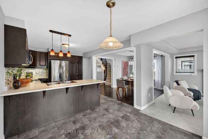 Photo 13 at 81 Switch Grass Crescent, Nepean (Half Moon Bay), Ottawa
