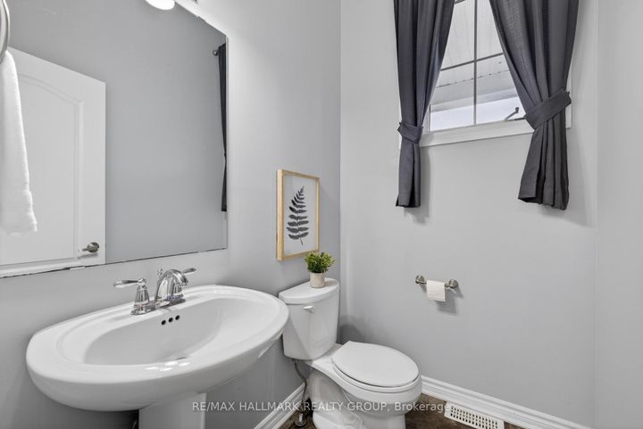 Photo 14 at 81 Switch Grass Crescent, Nepean (Half Moon Bay), Ottawa