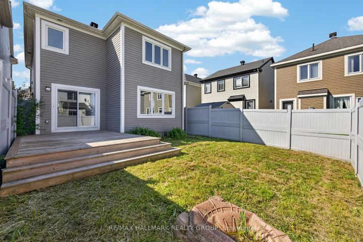 Photo 26 at 81 Switch Grass Crescent, Nepean (Half Moon Bay), Ottawa