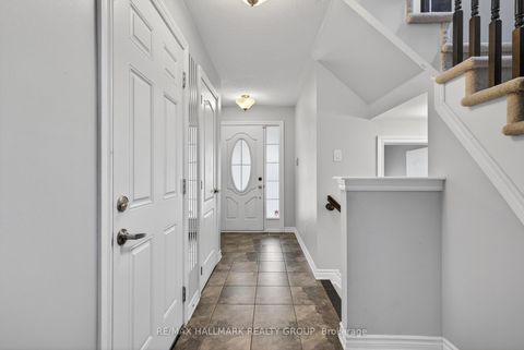 Photo 2 at 81 Switch Grass Crescent, Nepean (Half Moon Bay), Ottawa