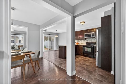 Photo 4 at 81 Switch Grass Crescent, Nepean (Half Moon Bay), Ottawa