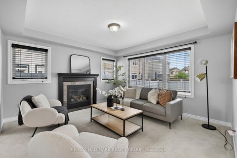 Photo 7 at 81 Switch Grass Crescent, Nepean (Half Moon Bay), Ottawa
