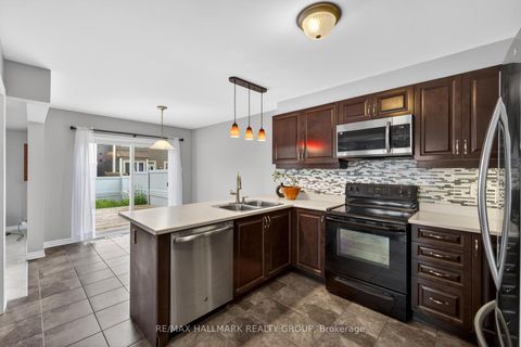 Photo 11 at 81 Switch Grass Crescent, Nepean (Half Moon Bay), Ottawa
