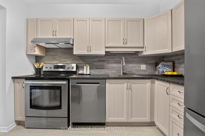 Photo 20 at 65 Woodpark Way, Nepean (Longfields), Ottawa