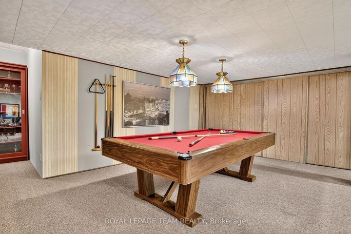 Photo 39 at 61 Amberwood Crescent, Nepean (Pineglen/Country Place), Ottawa