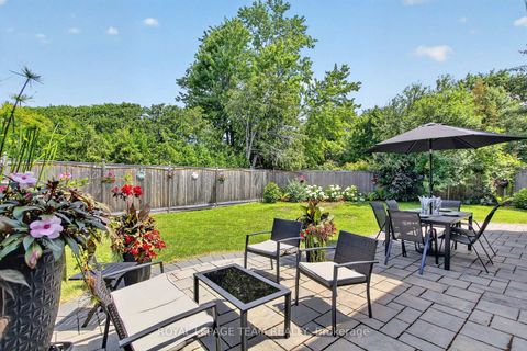 Photo 42 at 61 Amberwood Crescent, Nepean (Pineglen/Country Place), Ottawa
