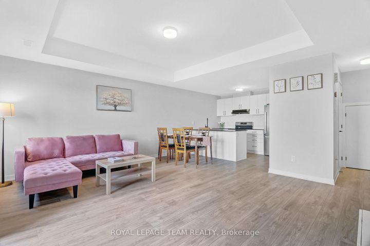 Photo 5 at 620 Parnian Private, Nepean (Half Moon Bay), Ottawa