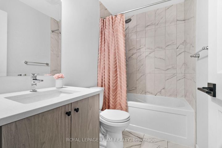 Photo 14 at 620 Parnian Private, Nepean (Half Moon Bay), Ottawa