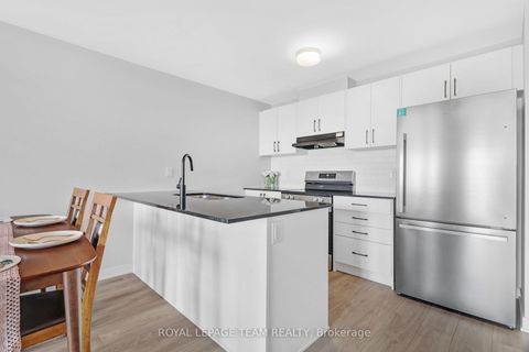 Photo 6 at 620 Parnian Private, Nepean (Half Moon Bay), Ottawa