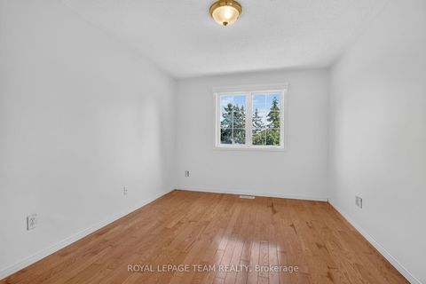 Photo 17 at 32 Vistapointe Drive, Nepean (Barrhaven East), Ottawa