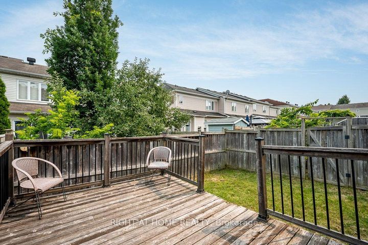 Photo 25 at 247 FELICIA Crescent, Nepean (Strandherd), Ottawa