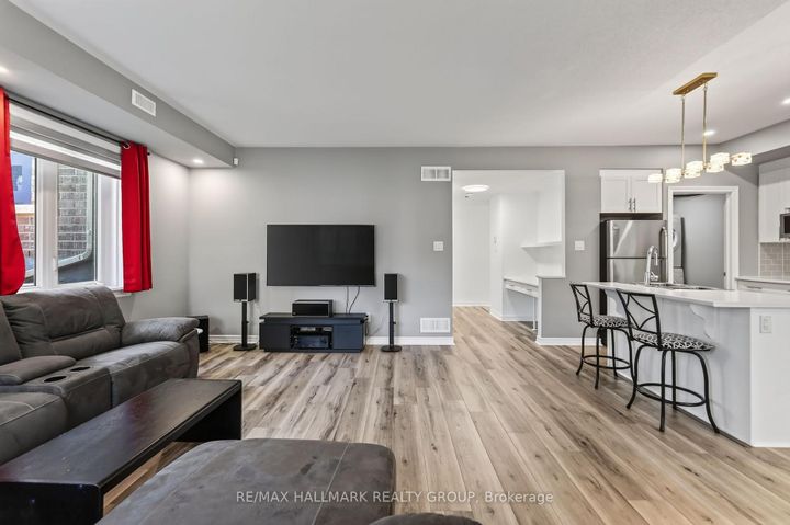 Photo 5 at A - 53 Tayside Private, Nepean (Longfields), Ottawa