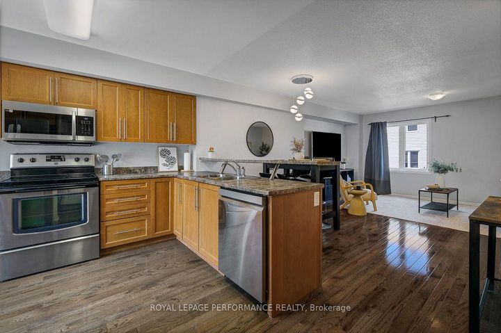 Photo 14 at 759 Sanibel Private, Nepean (Westcliffe Estates), Ottawa