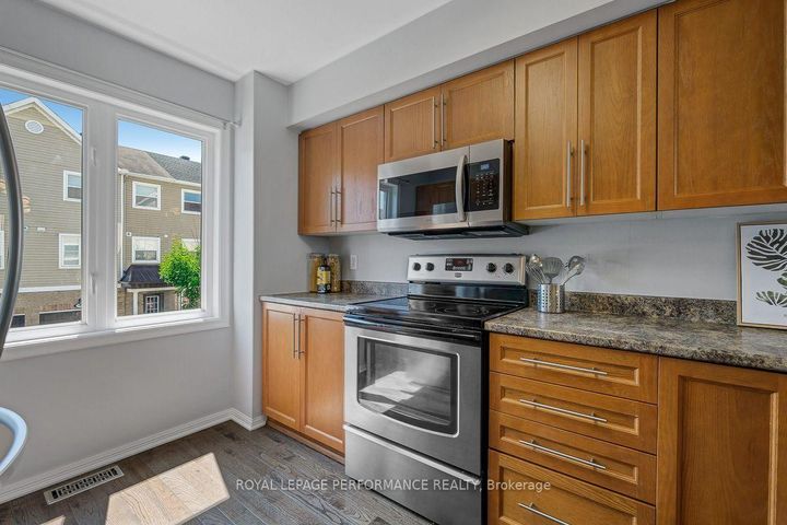Photo 16 at 759 Sanibel Private, Nepean (Westcliffe Estates), Ottawa