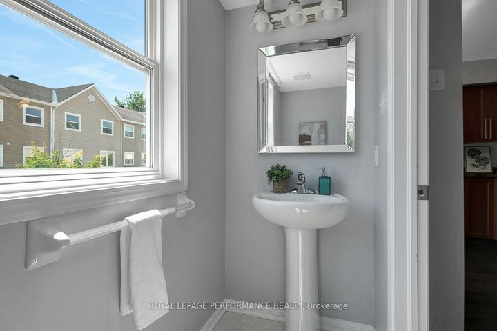 Photo 19 at 759 Sanibel Private, Nepean (Westcliffe Estates), Ottawa