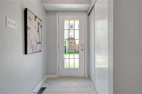 Photo 2 at 759 Sanibel Private, Nepean (Westcliffe Estates), Ottawa