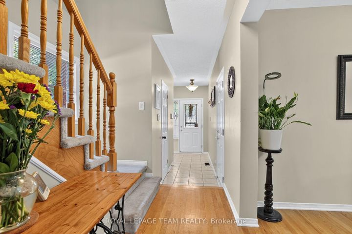 Photo 7 at 2 Wittingham Drive, Nepean (Barrhaven East), Ottawa