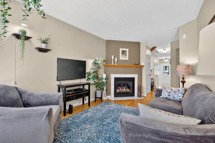 Photo 11 at 2 Wittingham Drive, Nepean (Barrhaven East), Ottawa