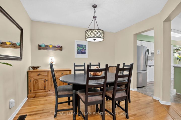 Photo 13 at 2 Wittingham Drive, Nepean (Barrhaven East), Ottawa