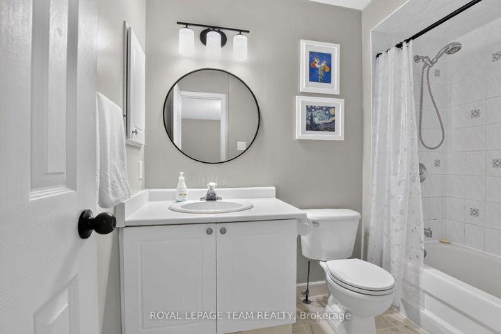 Photo 33 at 2 Wittingham Drive, Nepean (Barrhaven East), Ottawa