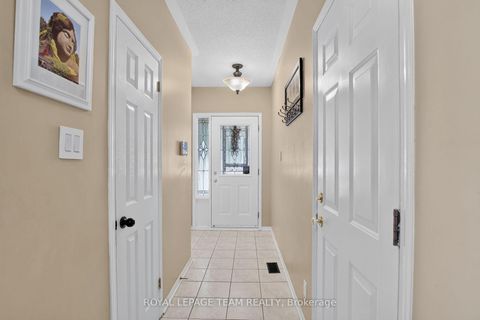 Photo 5 at 2 Wittingham Drive, Nepean (Barrhaven East), Ottawa