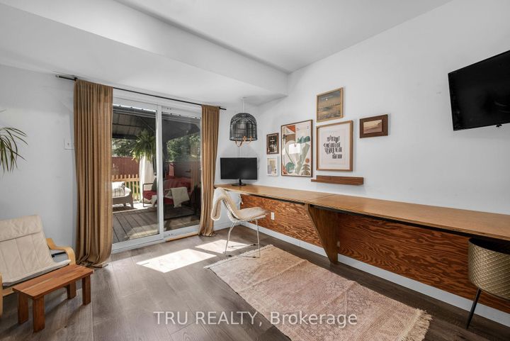 Photo 6 at G - 270 Dalehurst Drive, Nepean (Tanglewood), Ottawa