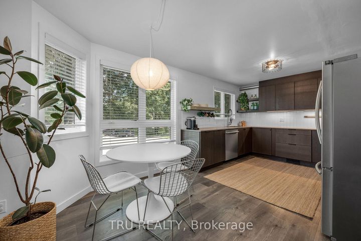 Photo 18 at G - 270 Dalehurst Drive, Nepean (Tanglewood), Ottawa