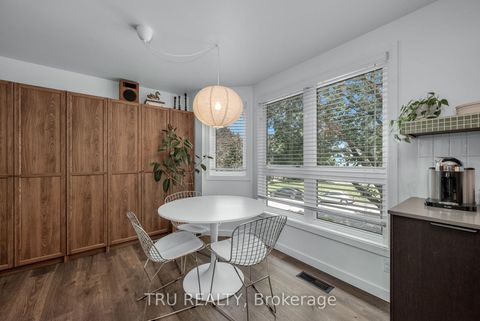 Photo 19 at G - 270 Dalehurst Drive, Nepean (Tanglewood), Ottawa