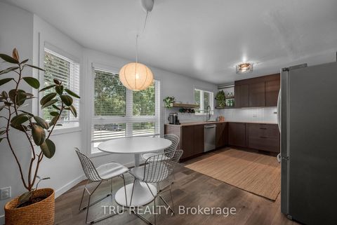Photo 20 at G - 270 Dalehurst Drive, Nepean (Tanglewood), Ottawa