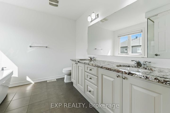 Photo 22 at 82 Buffalograss Crescent, Nepean (Half Moon Bay), Ottawa