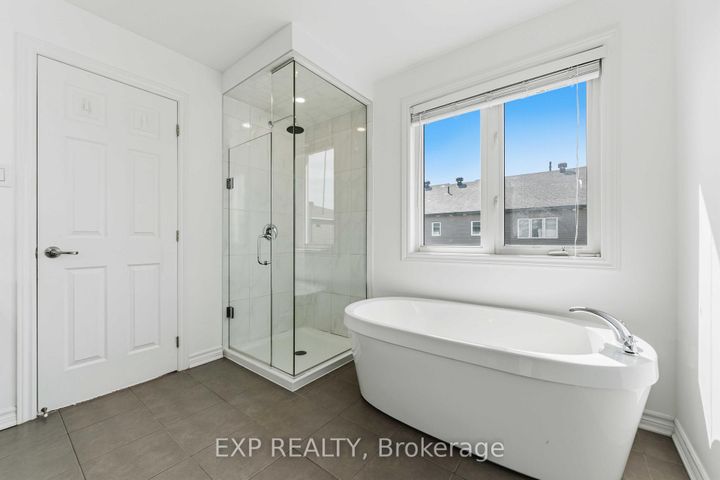 Photo 23 at 82 Buffalograss Crescent, Nepean (Half Moon Bay), Ottawa