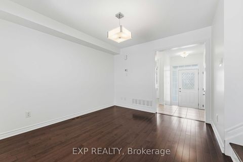 Photo 5 at 82 Buffalograss Crescent, Nepean (Half Moon Bay), Ottawa
