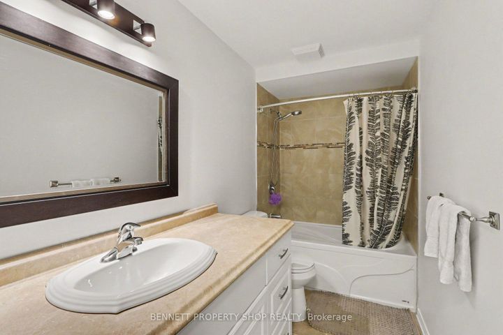 Photo 10 at B - 2 Maple Ridge Crescent, Nepean (Pheasant Run), Ottawa