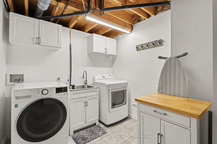 Photo 12 at B - 2 Maple Ridge Crescent, Nepean (Pheasant Run), Ottawa