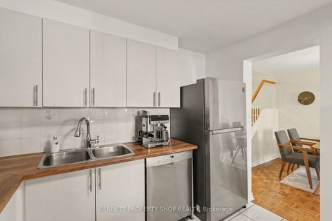Photo 5 at B - 2 Maple Ridge Crescent, Nepean (Pheasant Run), Ottawa
